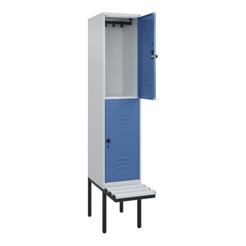 C+P Doppelstock-Spind Classic PLUS, Bank, 1 Abteil, 2120x400x815mm, 7035/5023 Verschluss Sicherheits-Drehriegel Sitzbanktyp auskragend Material Sitzfläche Kunststoff