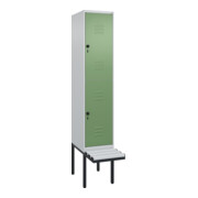 C+P Doppelstock-Spind Classic PLUS, Bank, 1 Abteil, 2120x400x815mm, 7035/6011 Verschluss Sicherheits-Drehriegel Sitzbanktyp auskragend Material Sitzfläche Kunststoff