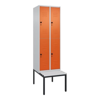 C+P Doppelstock-Spind Classic PLUS, Bank, 2 Abteile, 2120x600x815mm, 7035/2004 Verschluss Sicherheits-Drehriegel Sitzbanktyp untergebaut Material Sitzfläche Kunststoff