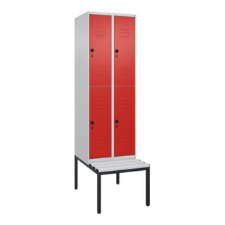 C+P Doppelstock-Spind Classic PLUS, Bank, 2 Abteile, 2120x600x815mm, 7035/3020 Verschluss Sicherheits-Drehriegel Sitzbanktyp untergebaut Material Sitzfläche Kunststoff