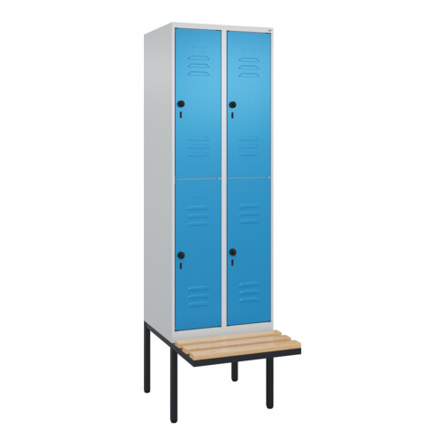 C+P Doppelstock-Spind Classic PLUS, Bank, 2 Abteile, 2120x600x815mm, 7035/5012 Verschluss Sicherheits-Drehriegel Sitzbanktyp auskragend Material Sitzfläche Buche-Hartholz