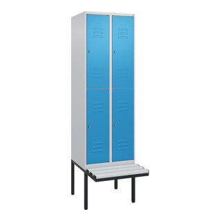 C+P Doppelstock-Spind Classic PLUS, Bank, 2 Abteile, 2120x600x815mm, 7035/5012 Verschluss Zylinderschloss Sitzbanktyp auskragend Material Sitzfläche Kunststoff
