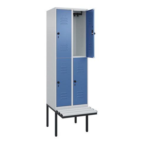 C+P Doppelstock-Spind Classic PLUS, Bank, 2 Abteile, 2120x600x815mm, 7035/5023 Verschluss Sicherheits-Drehriegel Sitzbanktyp auskragend Material Sitzfläche Kunststoff