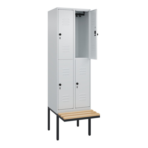 C+P Doppelstock-Spind Classic PLUS, Bank, 2 Abteile, 2120x600x815mm, 7035/7035 Verschluss Sicherheits-Drehriegel Sitzbanktyp auskragend Material Sitzfläche Buche-Hartholz