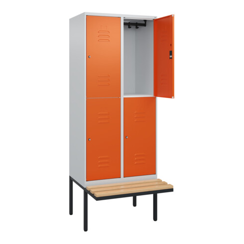 C+P Doppelstock-Spind Classic PLUS, Bank, 2 Abteile, 2120x800x815mm, 7035/2004 Verschluss Zylinderschloss Sitzbanktyp auskragend Material Sitzfläche Buche-Hartholz