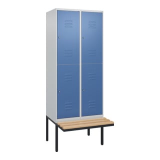 C+P Doppelstock-Spind Classic PLUS, Bank, 2 Abteile, 2120x800x815mm, 7035/5023 Verschluss Zylinderschloss Sitzbanktyp auskragend Material Sitzfläche Buche-Hartholz