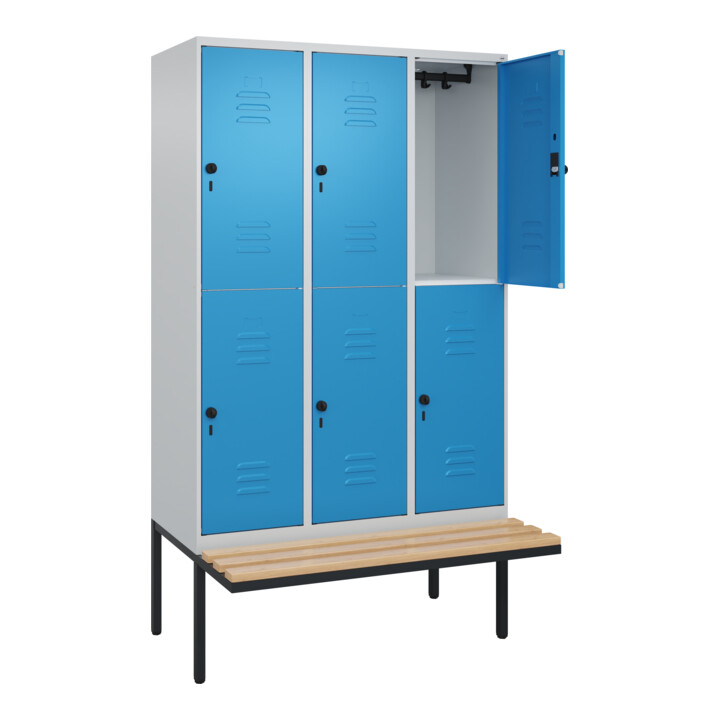 C+P Doppelstock-Spind Classic PLUS, Bank, 3 Abteile, 2120x1200x815mm, 7035/5012 Verschluss Sicherheits-Drehriegel Sitzbanktyp auskragend Material Sitzfläche Buche-Hartholz