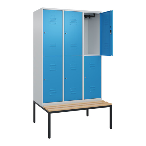 C+P Doppelstock-Spind Classic PLUS, Bank, 3 Abteile, 2120x1200x815mm, 7035/5012 Verschluss Zylinderschloss Sitzbanktyp untergebaut Material Sitzfläche Buche-Hartholz