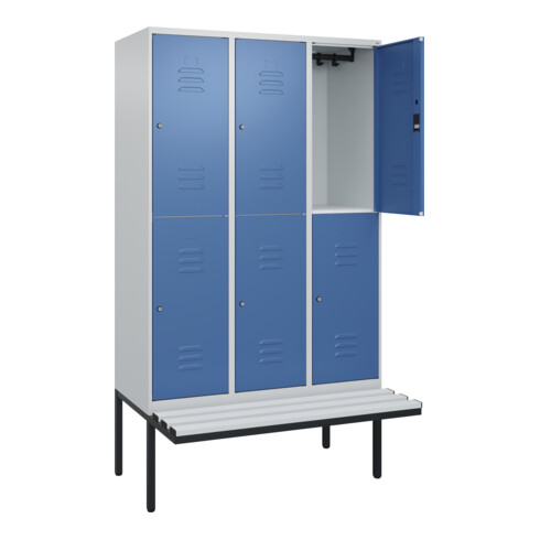 C+P Doppelstock-Spind Classic PLUS, Bank, 3 Abteile, 2120x1200x815mm, 7035/5023 Verschluss Zylinderschloss Sitzbanktyp auskragend Material Sitzfläche Kunststoff