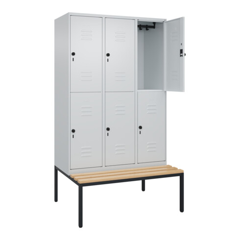 C+P Doppelstock-Spind Classic PLUS, Bank, 3 Abteile, 2120x1200x815mm, 7035/7035 Verschluss Sicherheits-Drehriegel Sitzbanktyp untergebaut Material Sitzfläche Buche-Hartholz