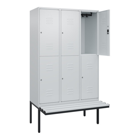 C+P Doppelstock-Spind Classic PLUS, Bank, 3 Abteile, 2120x1200x815mm, 7035/7035 Verschluss Zylinderschloss Sitzbanktyp auskragend Material Sitzfläche Kunststoff