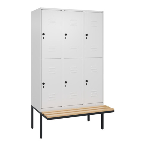 C+P Doppelstock-Spind Classic PLUS, Bank, 3 Abteile, 2120x1200x815mm, 9016/9016 Verschluss Sicherheits-Drehriegel Sitzbanktyp auskragend Material Sitzfläche Buche-Hartholz