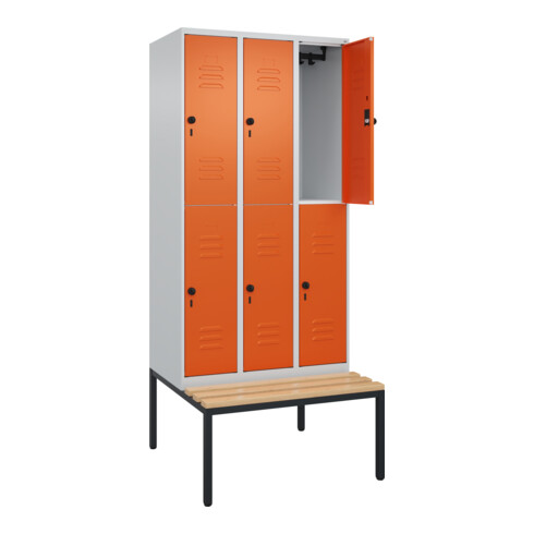 C+P Doppelstock-Spind Classic PLUS, Bank, 3 Abteile, 2120x900x815mm, 7035/2004 Verschluss Sicherheits-Drehriegel Sitzbanktyp untergebaut Material Sitzfläche Buche-Hartholz