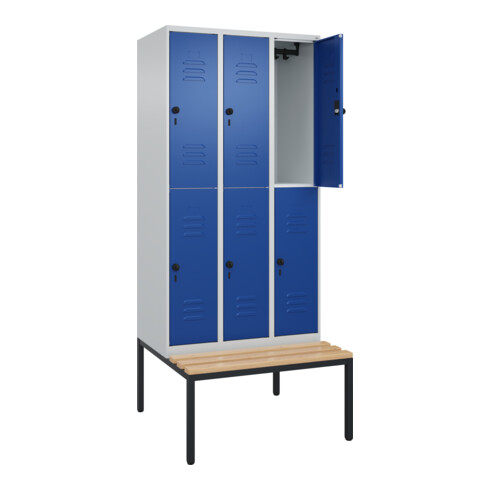 C+P Doppelstock-Spind Classic PLUS, Bank, 3 Abteile, 2120x900x815mm, 7035/5010 Verschluss Sicherheits-Drehriegel Sitzbanktyp untergebaut Material Sitzfläche Buche-Hartholz