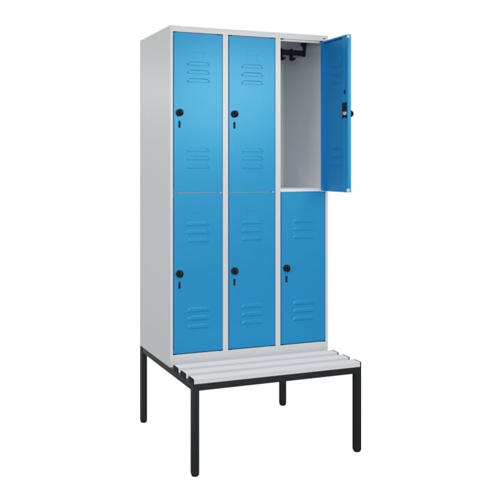 C+P Doppelstock-Spind Classic PLUS, Bank, 3 Abteile, 2120x900x815mm, 7035/5012 Verschluss Sicherheits-Drehriegel Sitzbanktyp untergebaut Material Sitzfläche Kunststoff