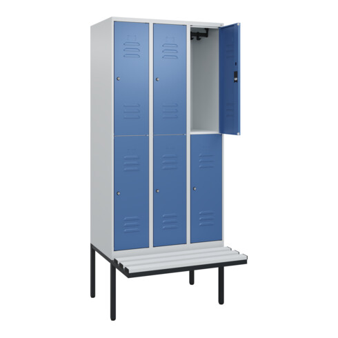 C+P Doppelstock-Spind Classic PLUS, Bank, 3 Abteile, 2120x900x815mm, 7035/5023 Verschluss Zylinderschloss Sitzbanktyp auskragend Material Sitzfläche Kunststoff