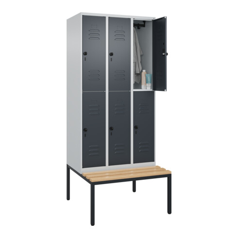 C+P Doppelstock-Spind Classic PLUS, Bank, 3 Abteile, 2120x900x815mm, 7035/7016 Verschluss Sicherheits-Drehriegel Sitzbanktyp untergebaut Material Sitzfläche Buche-Hartholz