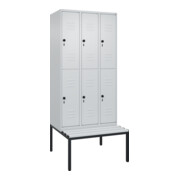 C+P Doppelstock-Spind Classic PLUS, Bank, 3 Abteile, 2120x900x815mm, 7035/7035 Verschluss Sicherheits-Drehriegel Sitzbanktyp untergebaut Material Sitzfläche Kunststoff