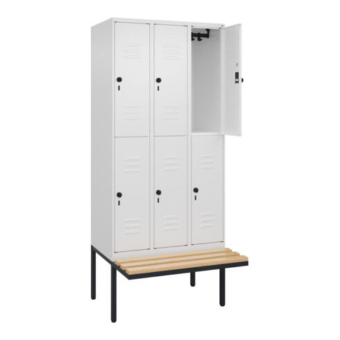 C+P Doppelstock-Spind Classic PLUS, Bank, 3 Abteile, 2120x900x815mm, 9016/9016 Verschluss Sicherheits-Drehriegel Sitzbanktyp auskragend Material Sitzfläche Buche-Hartholz