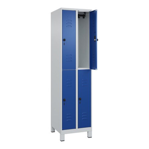 C+P Doppelstock-Spind Classic PLUS, Füße, 2 Abteile, 1950x500x500mm, 7035/5010