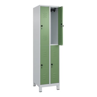 C+P Doppelstock-Spind Classic PLUS, Füße, 2 Abteile, 1950x500x500mm, 7035/6011