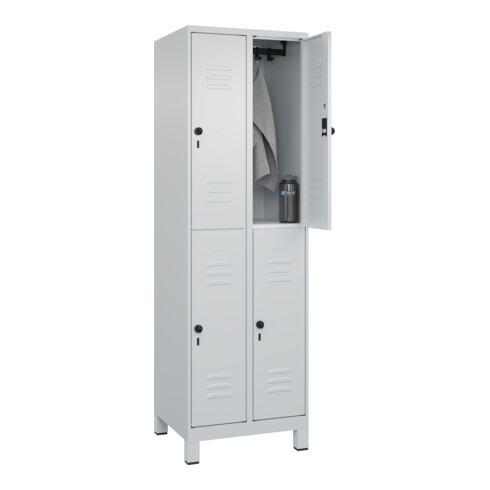 C+P Doppelstock-Spind Classic PLUS, Füße, 2 Abteile, 1950x600x500mm, 7035/7035