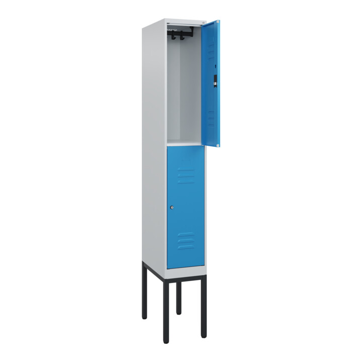 C+P Doppelstock-Spind Classic PLUS, Gestell, 1 Abteil, 2120x300x500mm, 7035/5012 Verschluss Zylinderschloss Front RAL 5012 Lichtblau
