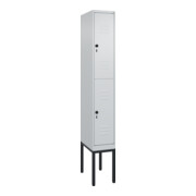 C+P Doppelstock-Spind Classic PLUS, Gestell, 1 Abteil, 2120x300x500mm, 7035/7035 Verschluss Sicherheits-Drehriegel Front RAL 7035 Lichtgrau