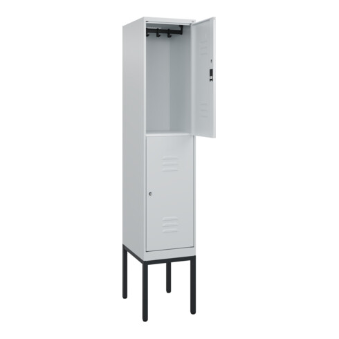 C+P Doppelstock-Spind Classic PLUS, Gestell, 1 Abteil, 2120x400x500mm, 7035/7035 Verschluss Zylinderschloss Front RAL 7035 Lichtgrau