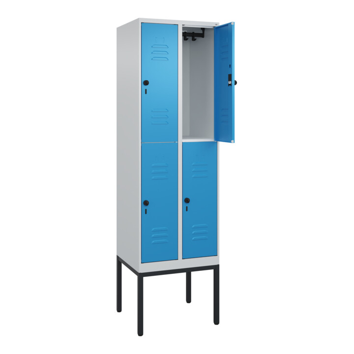C+P Doppelstock-Spind Classic PLUS, Gestell, 2 Abteile, 2120x600x500mm, 7035/501 Verschluss Sicherheits-Drehriegel Front RAL 5012 Lichtblau