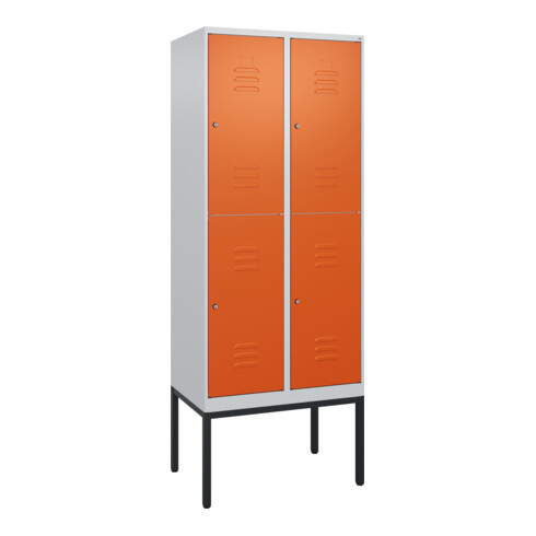 C+P Doppelstock-Spind Classic PLUS, Gestell, 2 Abteile, 2120x800x500mm, 7035/200 Verschluss Zylinderschloss Front RAL 2004 Reinorange