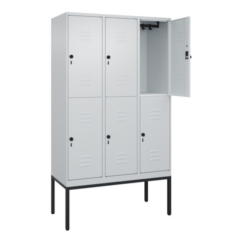 C+P Doppelstock-Spind Classic PLUS, Gestell, 3 Abteile, 2120x1200x500mm, 7035/70 Verschluss Sicherheits-Drehriegel Front RAL 7035 Lichtgrau