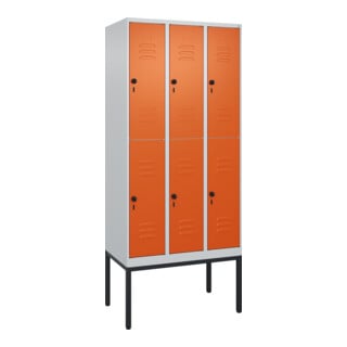C+P Doppelstock-Spind Classic PLUS, Gestell, 3 Abteile, 2120x900x500mm, 7035/200 Verschluss Sicherheits-Drehriegel Front RAL 2004 Reinorange