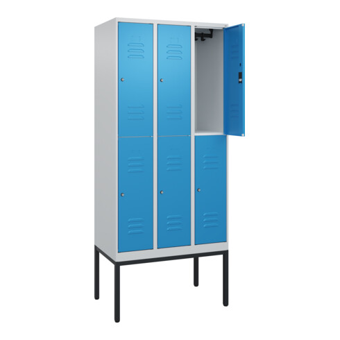 C+P Doppelstock-Spind Classic PLUS, Gestell, 3 Abteile, 2120x900x500mm, 7035/501 Verschluss Zylinderschloss Front RAL 5012 Lichtblau