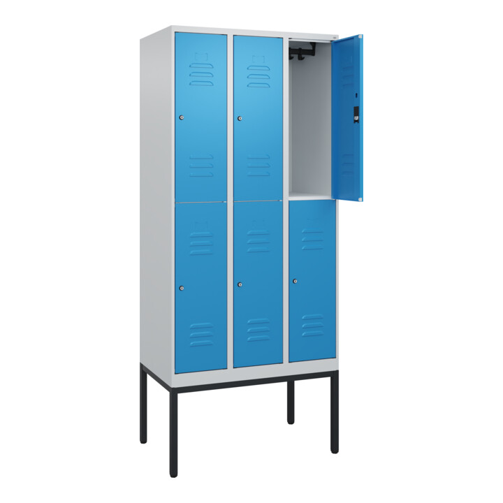 C+P Doppelstock-Spind Classic PLUS, Gestell, 3 Abteile, 2120x900x500mm, 7035/501 Verschluss Zylinderschloss Front RAL 5012 Lichtblau