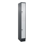 C+P Doppelstock-Spind Classic PLUS, Sockel, 1 Abteil, 1950x250x500mm, 7016/7035 Front RAL 7035 Lichtgrau