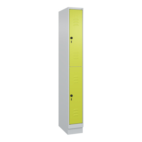 C+P Doppelstock-Spind Classic PLUS, Sockel, 1 Abteil, 1950x250x500mm, 7035/0024 Front 1108060 RDS Viridingrün