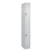 C+P Doppelstock-Spind Classic PLUS, Sockel, 1 Abteil, 1950x250x500mm, 7035/7035 Front RAL 7035 Lichtgrau