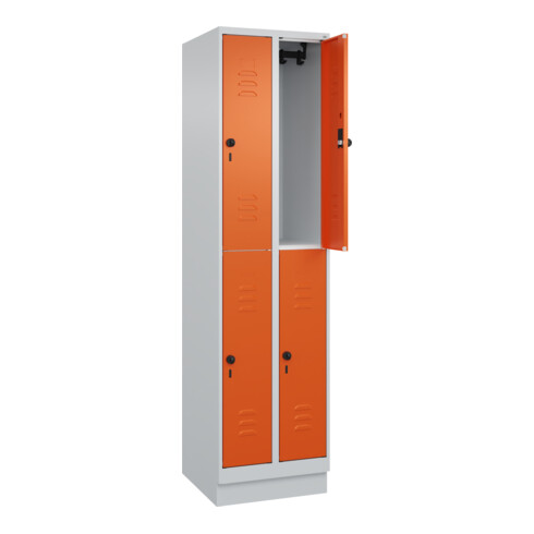 C+P Doppelstock-Spind Classic PLUS, Sockel, 2 Abteile, 1950x500x500mm, 7035/2004 Front RAL 2004 Reinorange