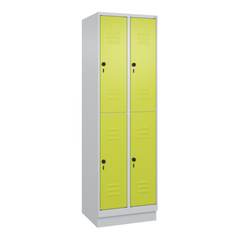 C+P Doppelstock-Spind Classic PLUS, Sockel, 2 Abteile, 1950x600x500mm, 7035/0024 Front 1108060 RDS Viridingrün