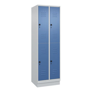 C+P Doppelstock-Spind Classic PLUS, Sockel, 2 Abteile, 1950x600x500mm, 7035/5023 Front RAL 5023 Fernblau