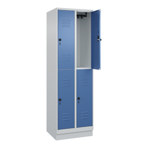 C+P Doppelstock-Spind Classic PLUS, Sockel, 2 Abteile, 1950x600x500mm, 7035/5023 Front RAL 5023 Fernblau