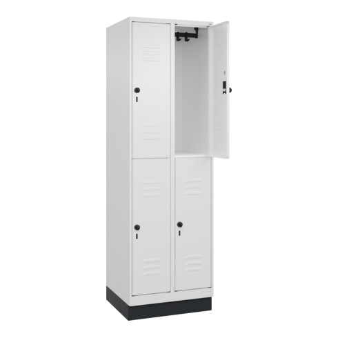 C+P Doppelstock-Spind Classic PLUS, Sockel, 2 Abteile, 1950x600x500mm, 9016/9016 Front RAL 9016 Verkehrsweiß