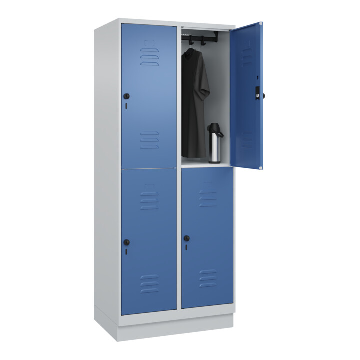 C+P Doppelstock-Spind Classic PLUS, Sockel, 2 Abteile, 1950x800x500mm, 7035/5023 Front RAL 5023 Fernblau