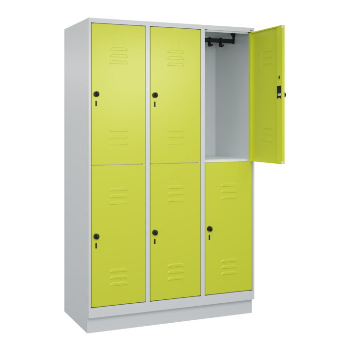 C+P Doppelstock-Spind Classic PLUS, Sockel, 3 Abteile, 1950x1200x500mm, 7035/002 Front 1108060 RDS Viridingrün
