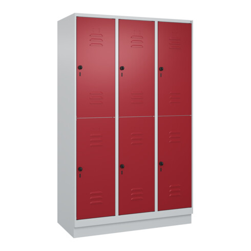 C+P Doppelstock-Spind Classic PLUS, Sockel, 3 Abteile, 1950x1200x500mm, 7035/300 Front RAL 3003 Rubinrot