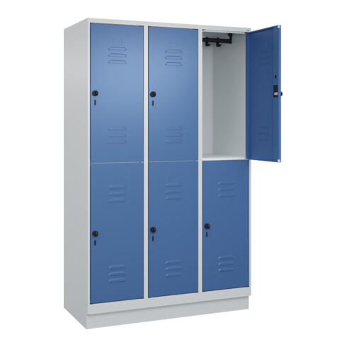 C+P Doppelstock-Spind Classic PLUS, Sockel, 3 Abteile, 1950x1200x500mm, 7035/502 Front RAL 5023 Fernblau