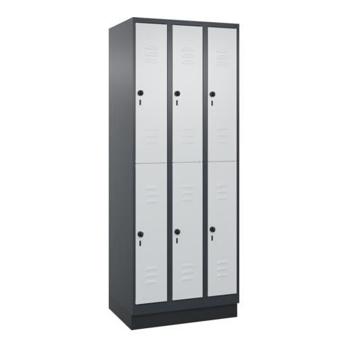C+P Doppelstock-Spind Classic PLUS, Sockel, 3 Abteile, 1950x750x500mm, 7016/7035 Front RAL 7035 Lichtgrau