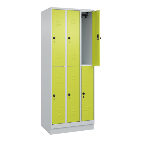 C+P Doppelstock-Spind Classic PLUS, Sockel, 3 Abteile, 1950x750x500mm, 7035/0024 Front 1108060 RDS Viridingrün