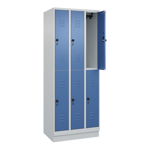 C+P Doppelstock-Spind Classic PLUS, Sockel, 3 Abteile, 1950x750x500mm, 7035/5023 Front RAL 5023 Fernblau
